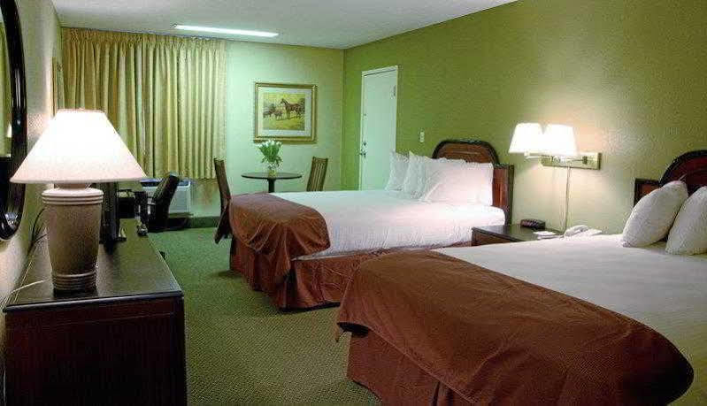 Best Western Shelbyville Lodge Zewnętrze zdjęcie